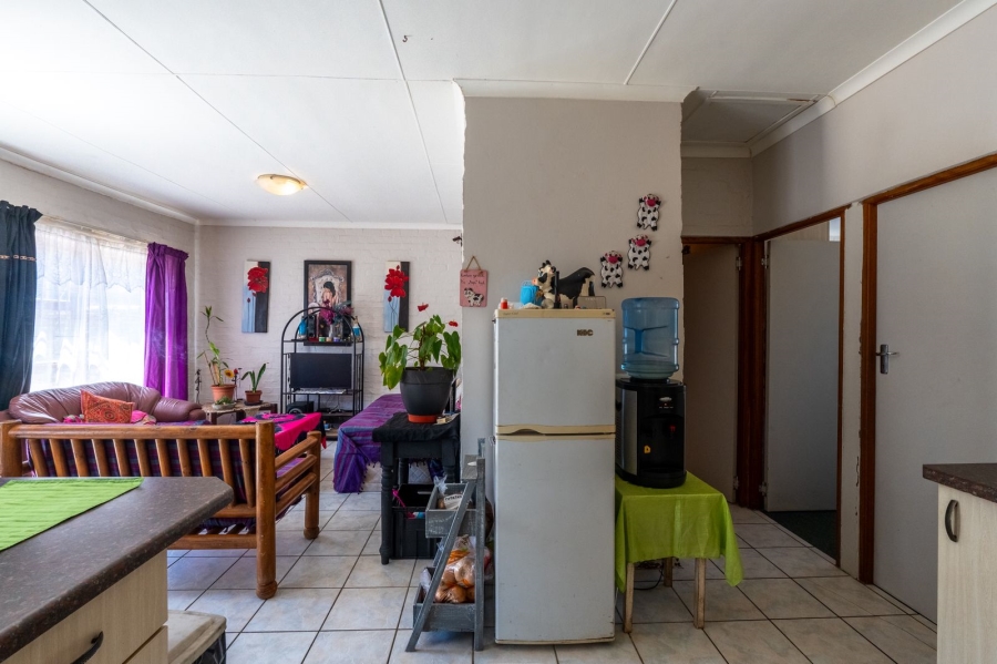 To Let 4 Bedroom Property for Rent in Dana Bay Western Cape